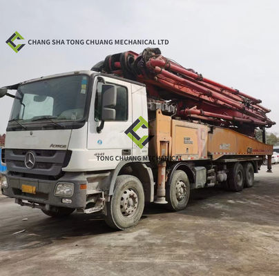 56M 8x4 شاحنة مضخة خرسانة مستعملة على هيكل مرسيدس بنز
